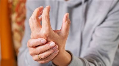 «أعراض خفية» لالتهاب المفاصل الروماتويدي تشير لمشكلة خطيرة
