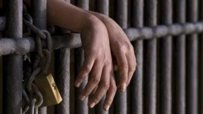 حبس المتهم بقتل قريبه تاجر العسل بعد استدراجه داخل سيارته