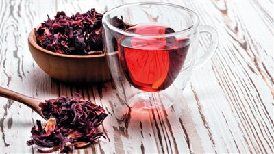 منها إنقاص الوزن.. فوائد مذهلة لشرب «الكركديه» يوميا