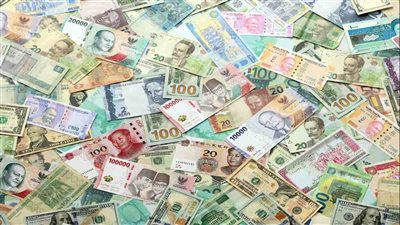 تباين أسعار العملات الأجنبية والعربية بالبنوك اليوم الثلاثاء