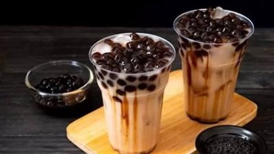 مخاطر شاي الفقاعات.. تحذيرات من الإفراط في تناوله