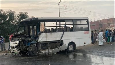 حادث بأكتوبر بين ميكروباص وأتوبيس مدرسة يصيب خمسة أطفال