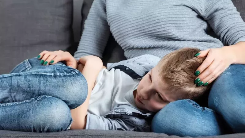 ألم البطن عند الأطفال