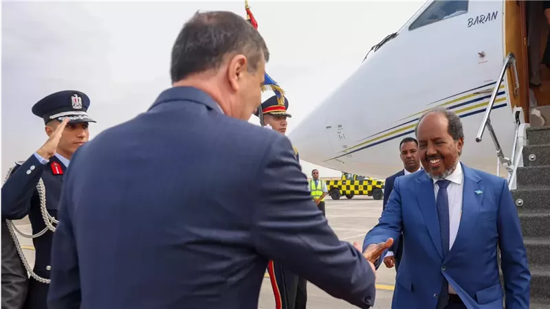 وصول الرئيس الصومالى للقاهرة