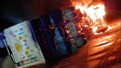 حادث مرعب بطريق السويس – العين السخنة يصيب السائق ومساعده