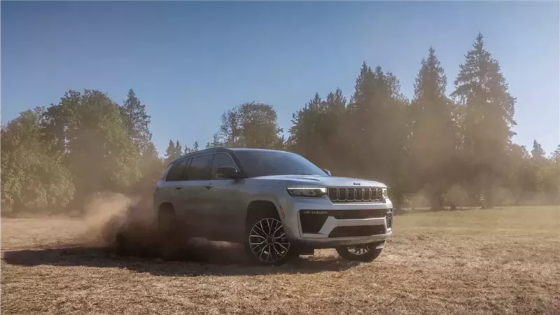 جراند شيروكي 2026