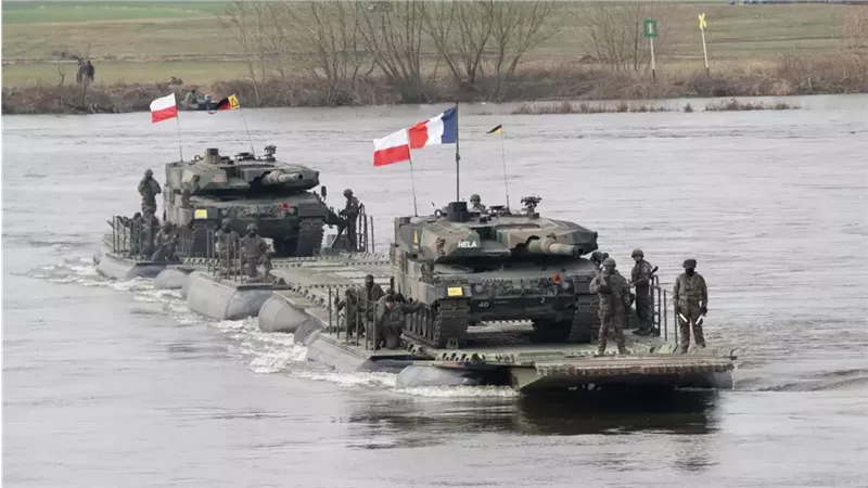 فرنسا تستعد للحرب