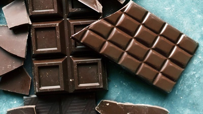 الشوكولاتة الداكنة
