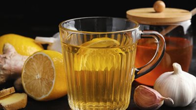 وصفات منزلية لالتهابات الحلق وطريقة غرغرة الماء والملح