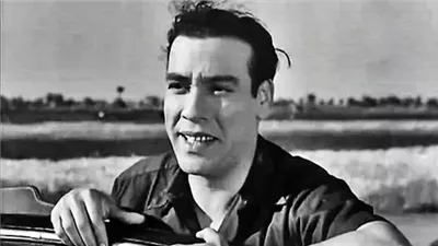 «ميلاد فتى الشاشة الهادئ».. السينما المصرية تحيي ذكرى محسن سرحان