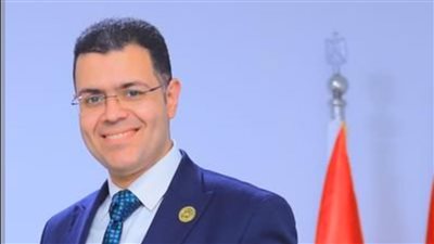 دور المرأة في العمل السياسي: بين التمكين القانوني وتحديات الواقع