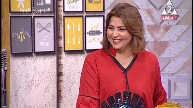 المذيعة نيفين القاضي