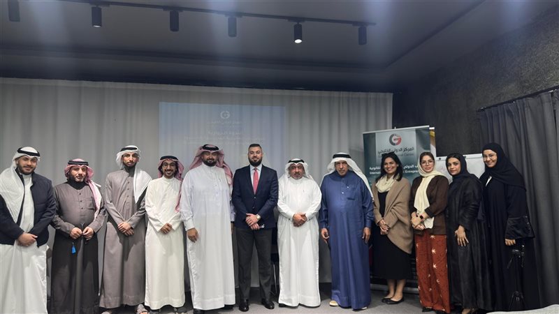 خلال الندوة 