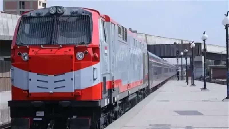 السكة الحديد تبدأ