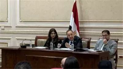 شيوخ التعليم يناقش مقترح لتعزيز حماية الطلاب من الاعتداءات