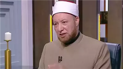 حكم أخذ الزوجة مصروف البيت دون علم الزوج.. الشيخ عويضة عثمان يوضح