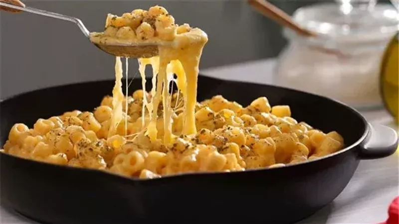 مكرونة بالجبن الكريمى